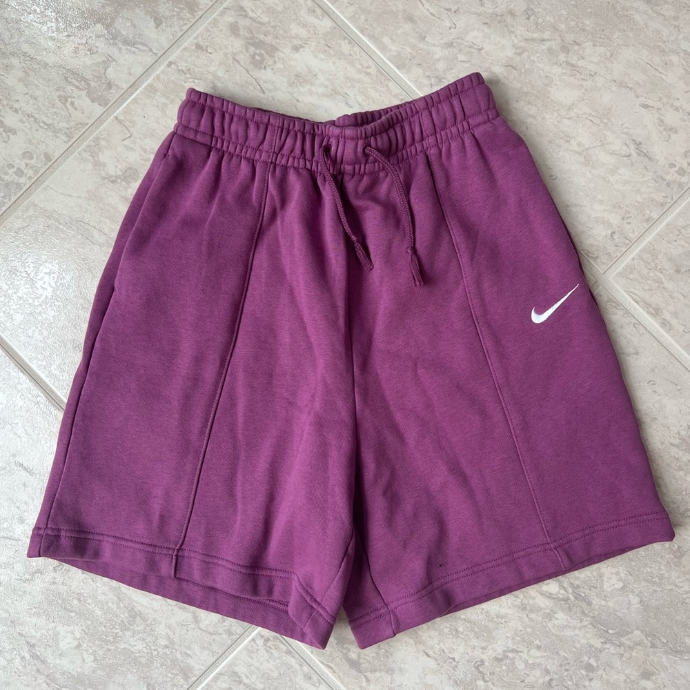 NWOT Nike Shorts. Size XS.